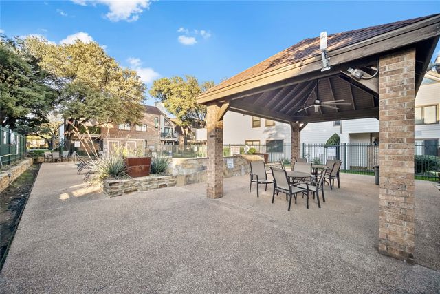 2314 Bamboo Drive I304, Arlington, TX 76006