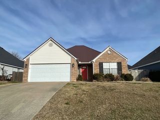 572 Branchwood Avenue, Springdale, AR 72764