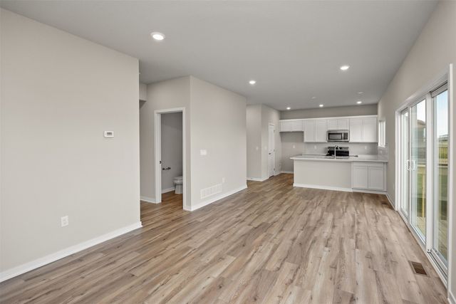 555 NW Compass Avenue, Waukee, IA 50263