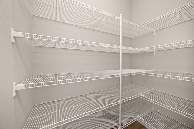 555 NW Compass Avenue, Waukee, IA 50263