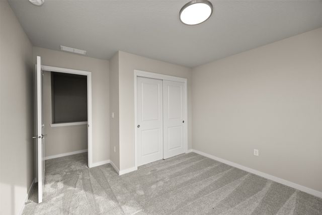 555 NW Compass Avenue, Waukee, IA 50263