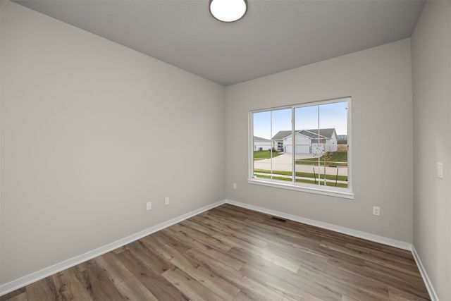 555 NW Compass Avenue, Waukee, IA 50263