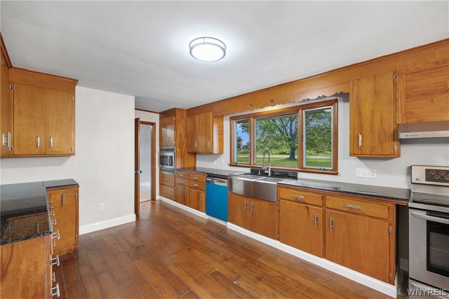 1918 Lake Road, Porter, NY 14174
