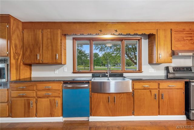 1918 Lake Road, Porter, NY 14174