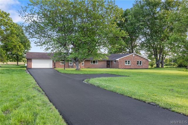 1918 Lake Road, Porter, NY 14174