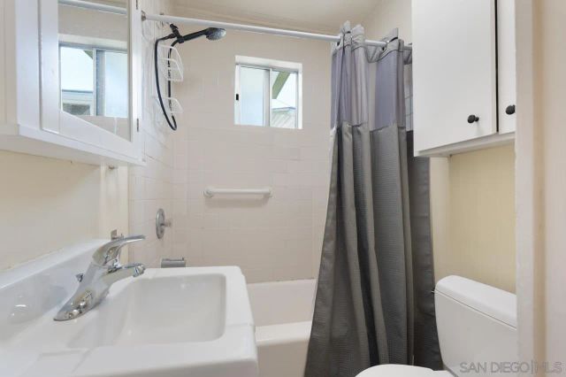 4881-4883 33rd st, San Diego, CA 92116