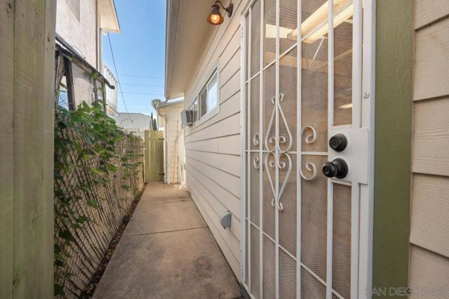 4881-4883 33rd st, San Diego, CA 92116