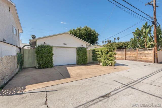 4881-4883 33rd st, San Diego, CA 92116