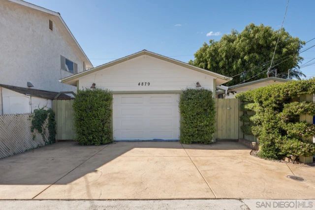 4881-4883 33rd st, San Diego, CA 92116