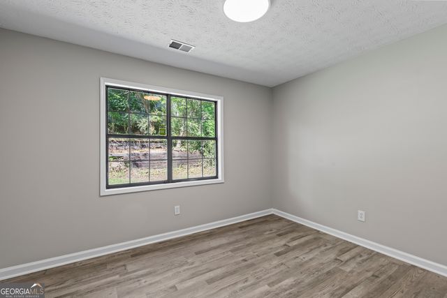 3044 Wildflower Lane, Snellville, GA 30039