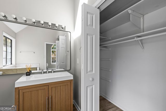 3044 Wildflower Lane, Snellville, GA 30039