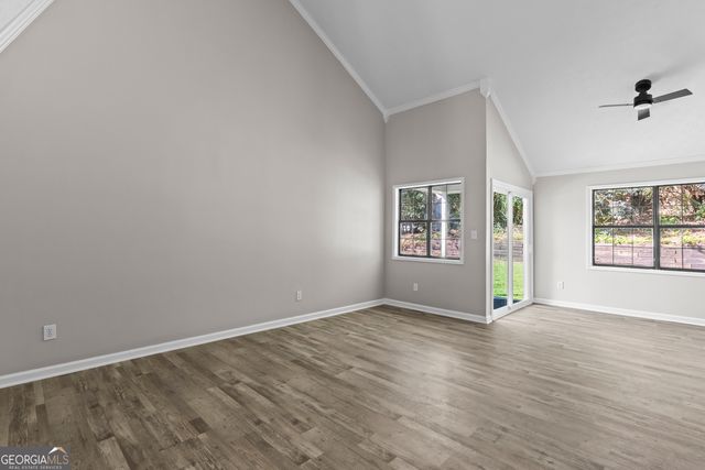 3044 Wildflower Lane, Snellville, GA 30039