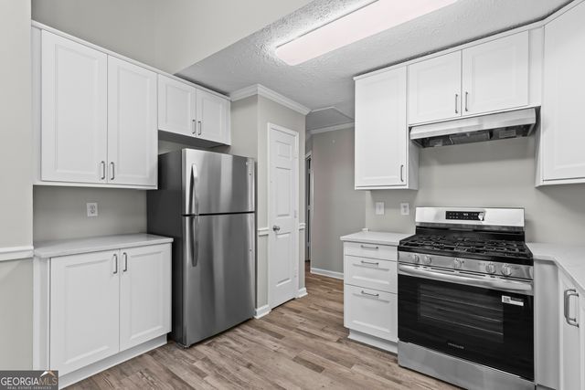 3044 Wildflower Lane, Snellville, GA 30039