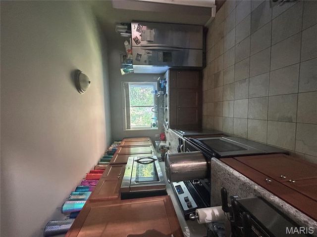 7243 General Sherman Lane, St Louis, MO 63123