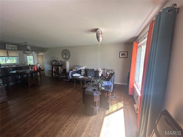 7243 General Sherman Lane, St Louis, MO 63123