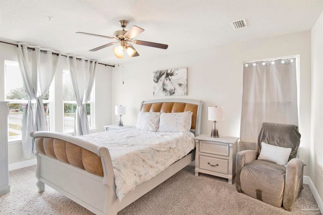 6001 Royal Port Ct, Pensacola, FL 32526