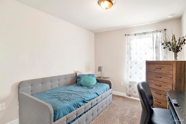 6001 Royal Port Ct, Pensacola, FL 32526