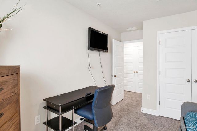 6001 Royal Port Ct, Pensacola, FL 32526