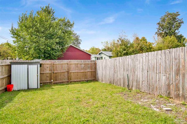 6001 Royal Port Ct, Pensacola, FL 32526