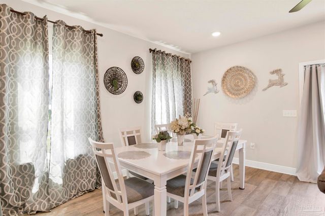 6001 Royal Port Ct, Pensacola, FL 32526