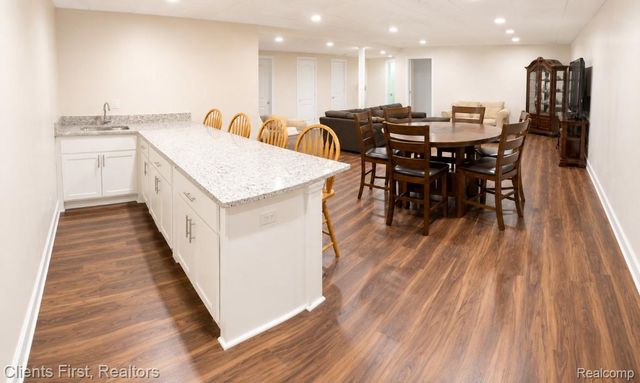 318 Province Lane, Canton Charter Township, MI 48188
