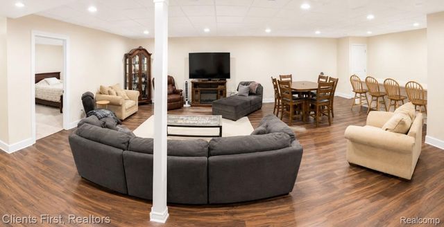 318 Province Lane, Canton Charter Township, MI 48188