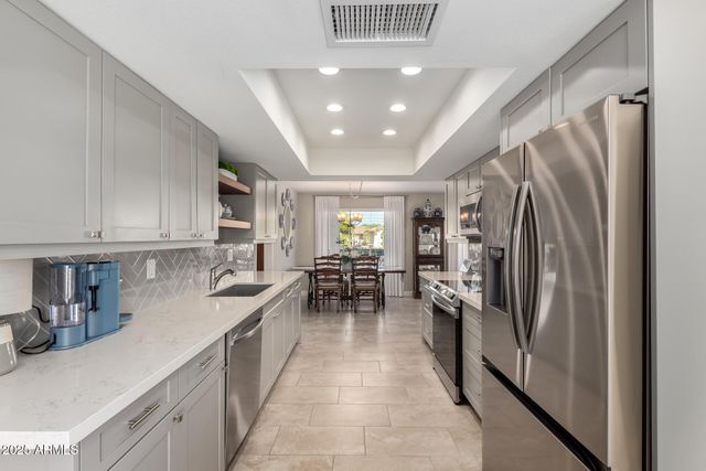 9608 W SHIPROCK Drive, Sun City, AZ 85351