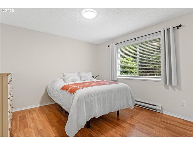 4904 Sw FRANKLIN Ave 2, Beaverton, OR 97005