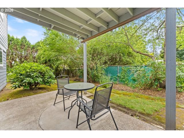 4904 Sw FRANKLIN Ave 2, Beaverton, OR 97005