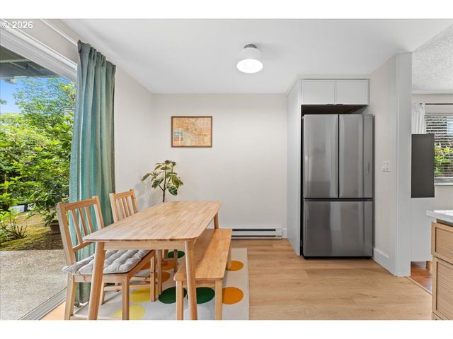 4904 Sw FRANKLIN Ave 2, Beaverton, OR 97005