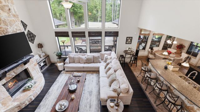 1270 Autumnwood Drive, Magnolia, TX 77354