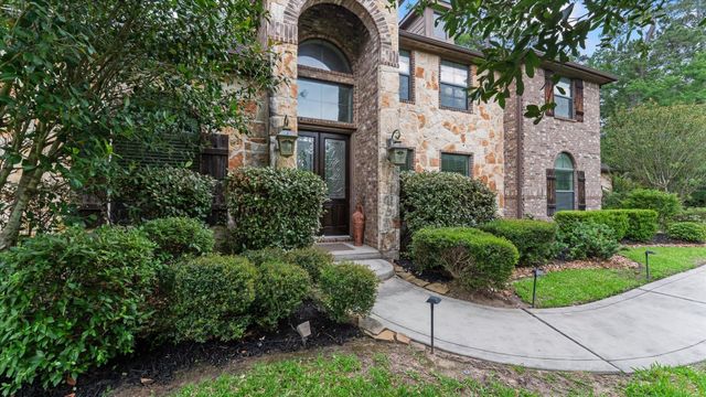 1270 Autumnwood Drive, Magnolia, TX 77354
