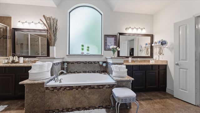 1270 Autumnwood Drive, Magnolia, TX 77354