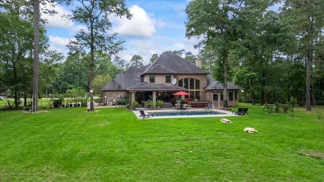 1270 Autumnwood Drive, Magnolia, TX 77354