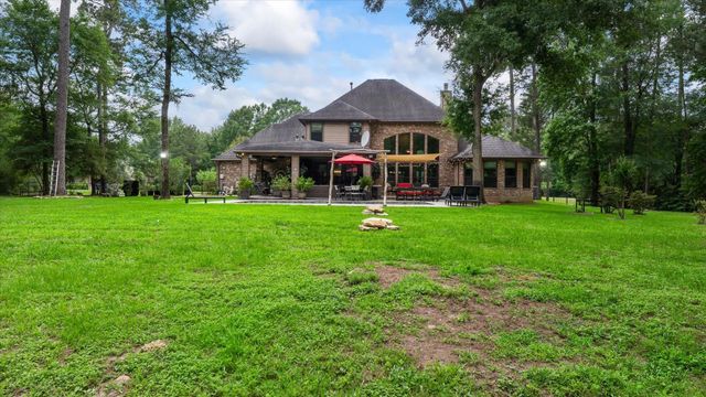 1270 Autumnwood Drive, Magnolia, TX 77354