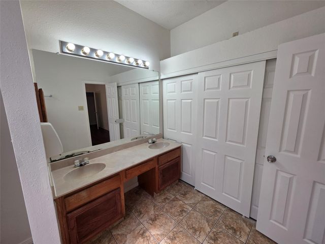 11726 Plumbrook Drive, Houston, TX 77099
