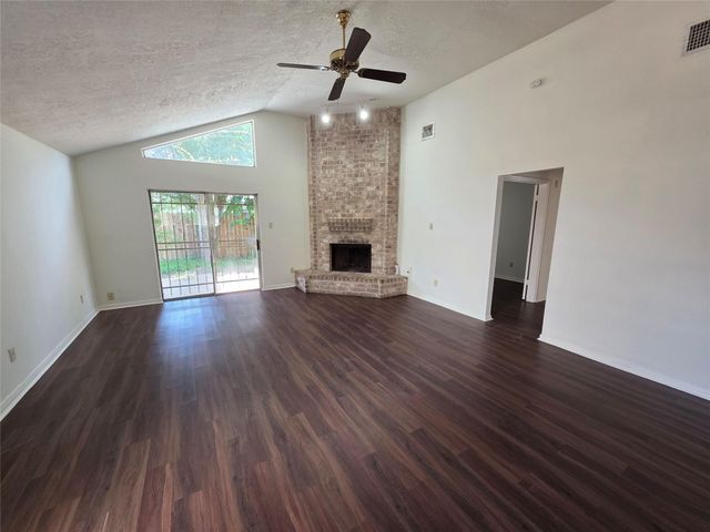 11726 Plumbrook Drive, Houston, TX 77099