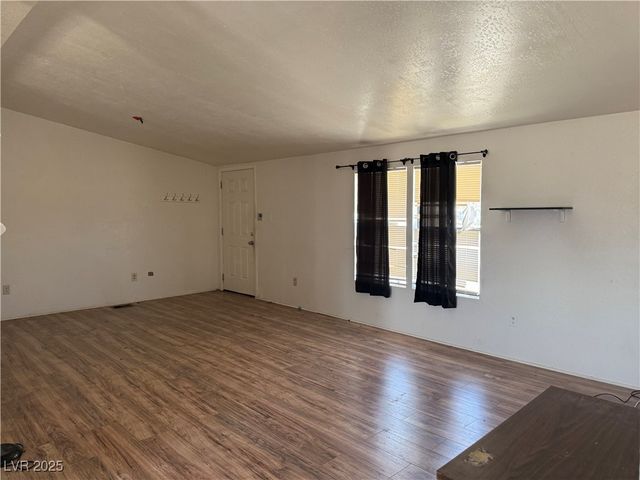 551 Cynthia Street, Pahrump, NV 89048