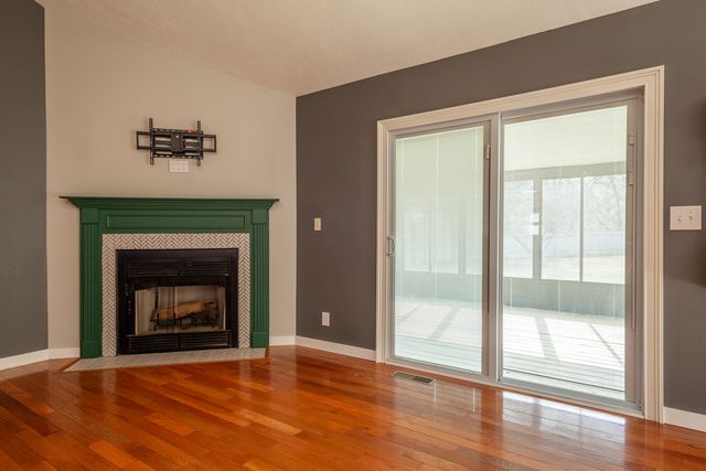 976 Prescott Drive, Rockford, IL 61108