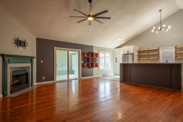 976 Prescott Drive, Rockford, IL 61108