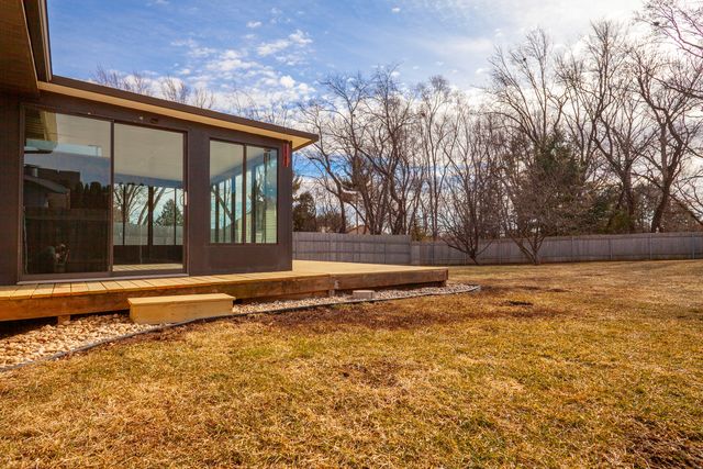 976 Prescott Drive, Rockford, IL 61108