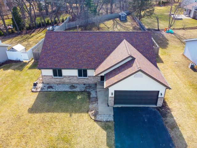 976 Prescott Drive, Rockford, IL 61108