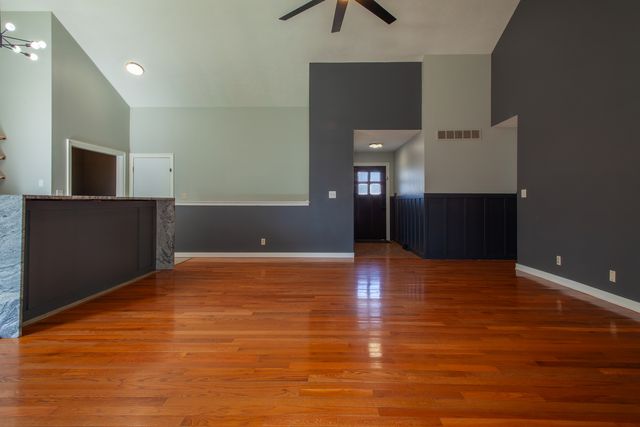 976 Prescott Drive, Rockford, IL 61108