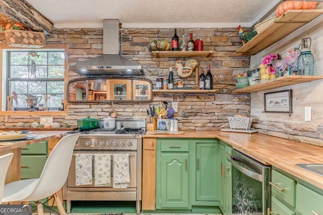 7896 Old State Road, Menlo, GA 30731