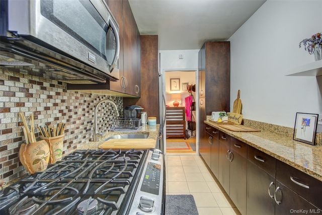 34-20 78th Street 3F, Jackson Heights, NY 11372