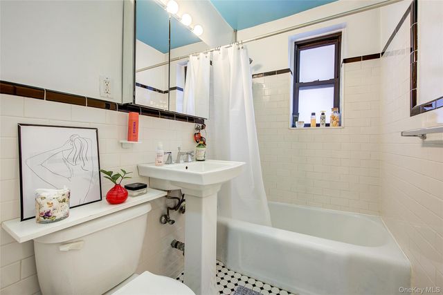 34-20 78th Street 3F, Jackson Heights, NY 11372