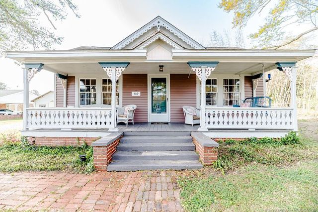 509 Carthage Street, Cameron, NC 28326