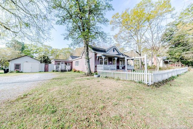 509 Carthage Street, Cameron, NC 28326