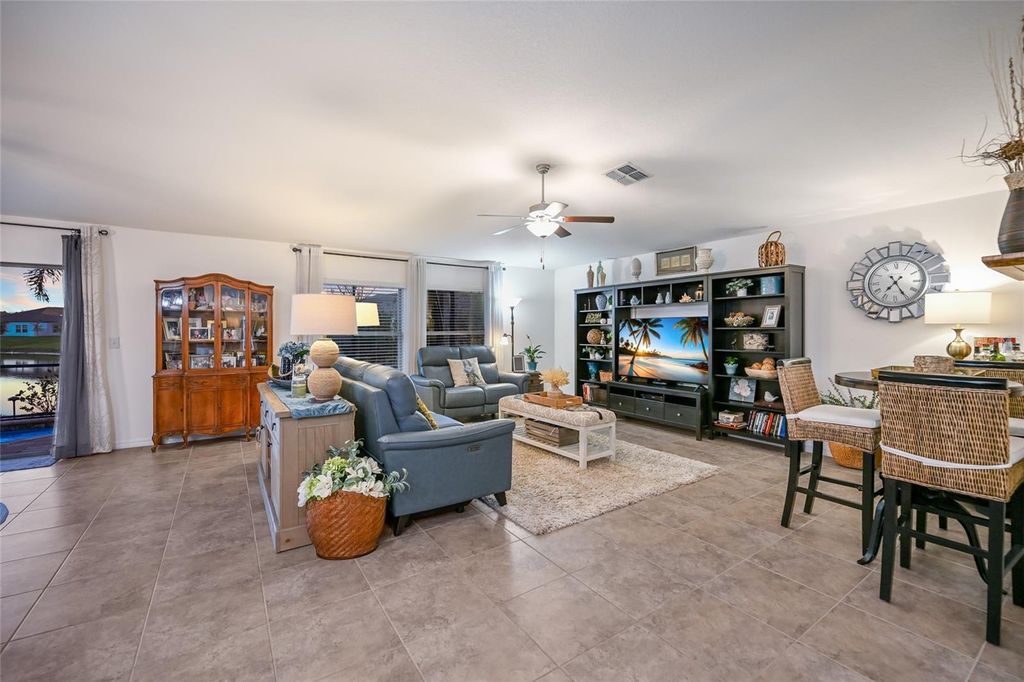 Image 17 of property listing at 5109 OLANO STREET, Palmetto, FL 34221