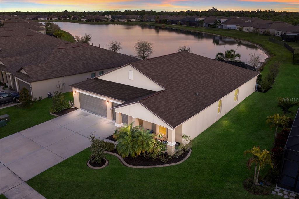 Image 4 of property listing at 5109 OLANO STREET, Palmetto, FL 34221